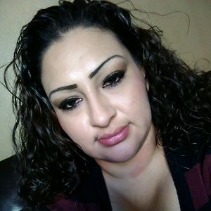 Meet your Posher, Claudia